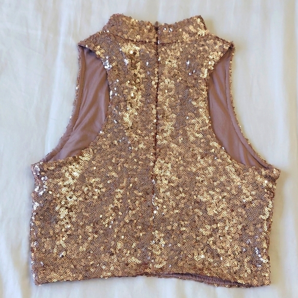 Gold Sequin Racerback Crop Top Size XS - Picture 2 of 12